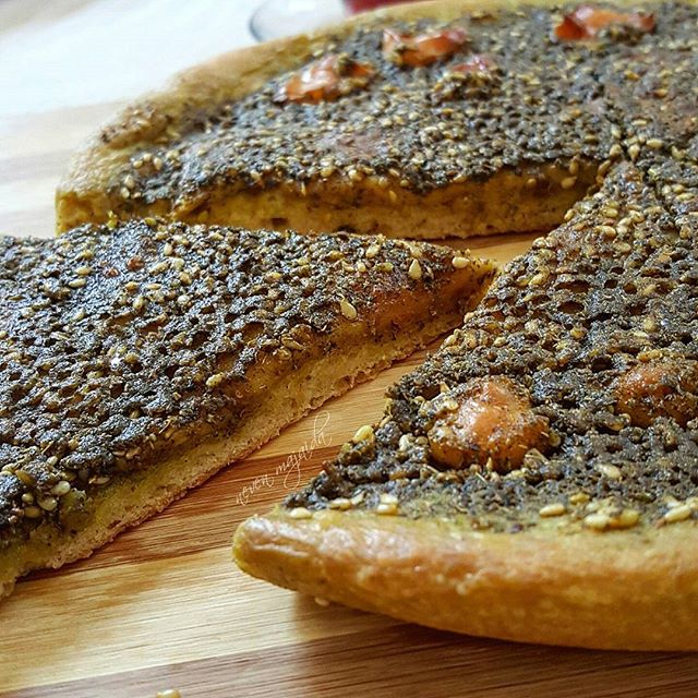 manaqeesh zaatar