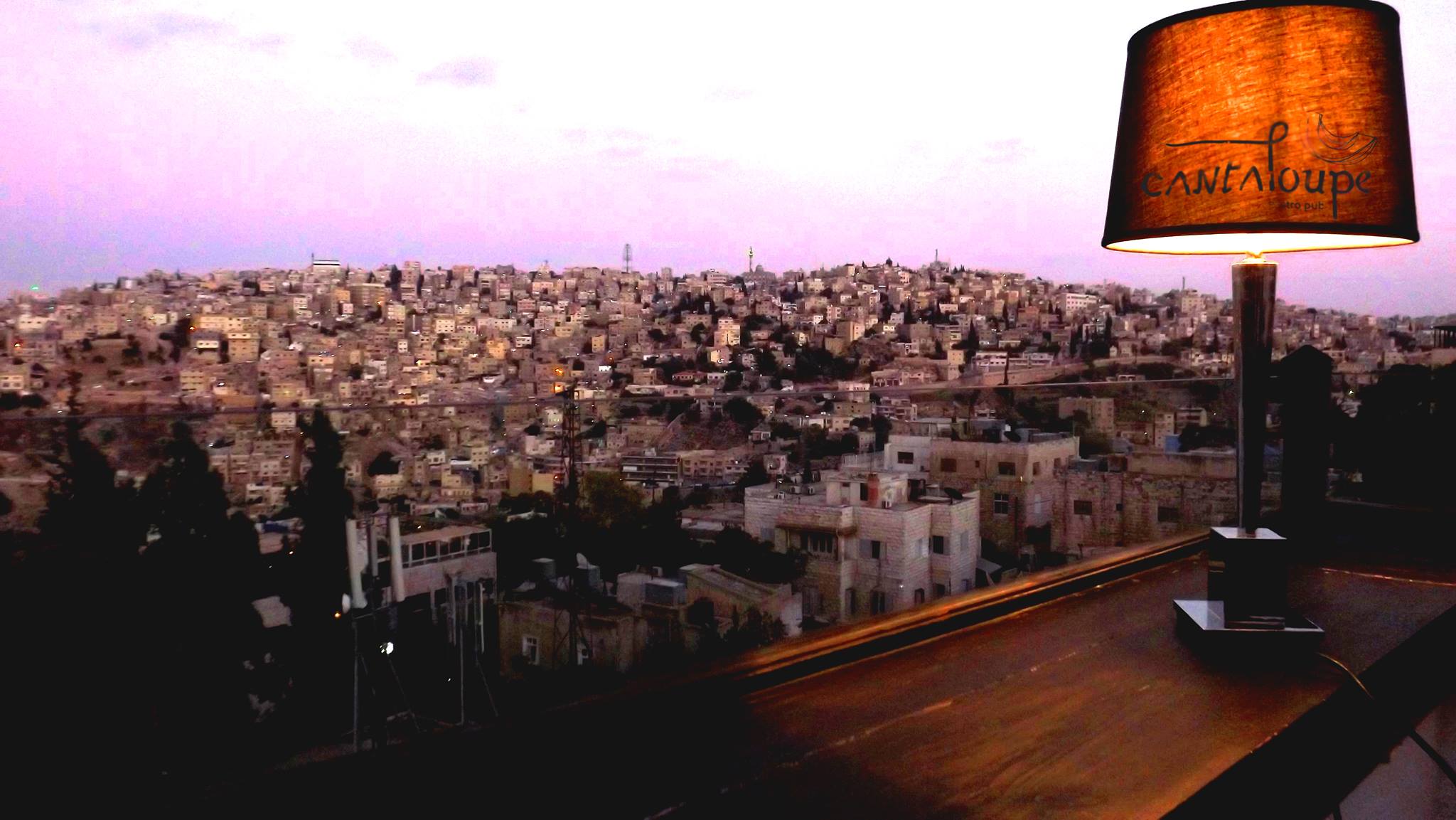 cantaloupe gastropub amman rooftop