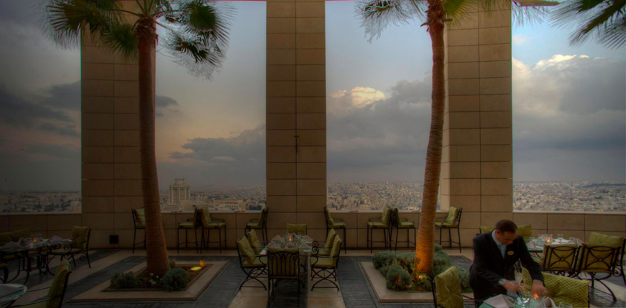 chesters-rooftop-le-royal-amman.jpg