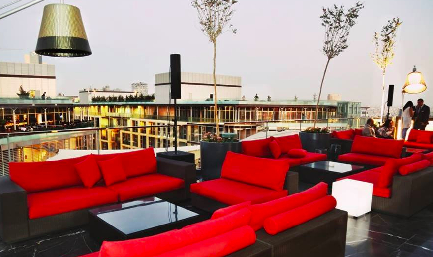 The Deck Lounge amman rotana rooftop