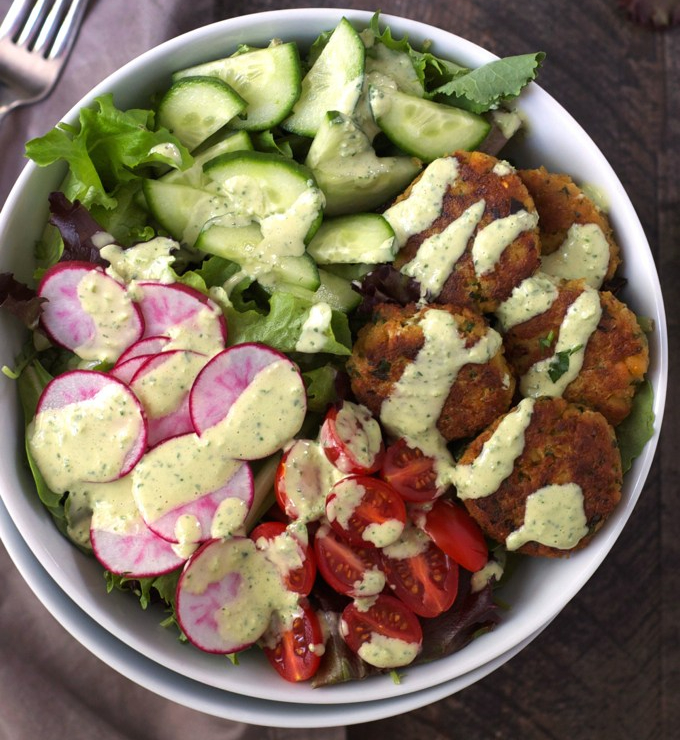 Easy-Falafel-Salad-with-Tahini-Lime-Yogurt-turniptheoven