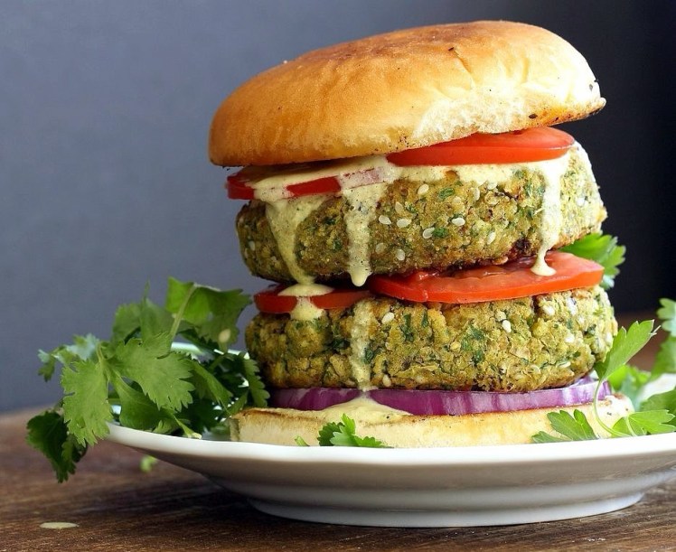 vegan-falafel-burger-vegan richa