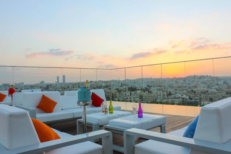 uroof lounge amman sunset