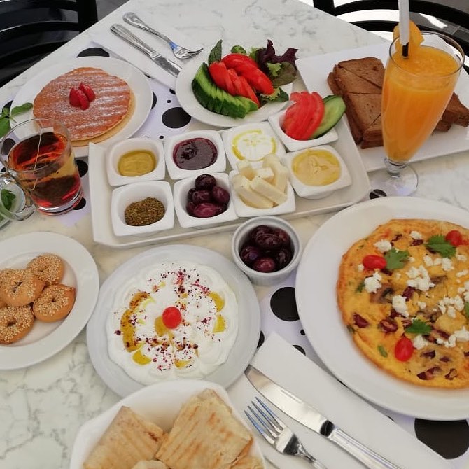 brunch breakfast eatery co amman