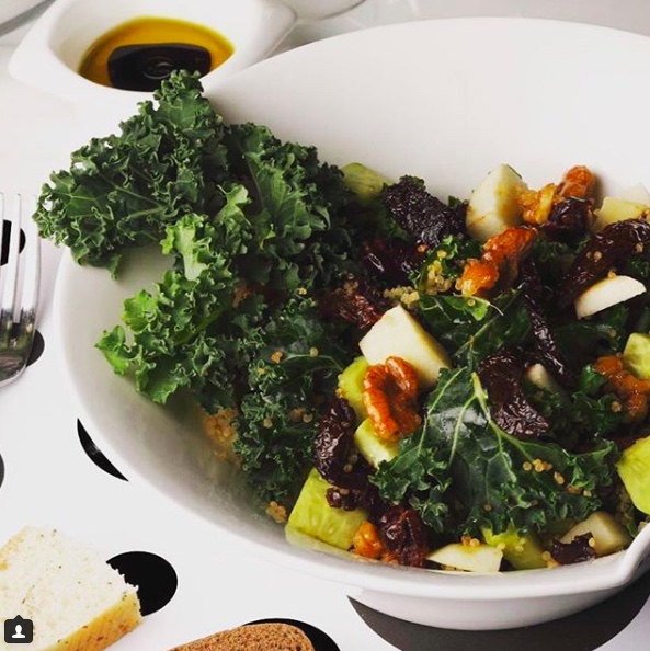 kale quinoa salad eatery co amman
