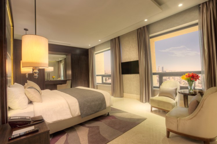 Royal Suite 1st master bedroom amman